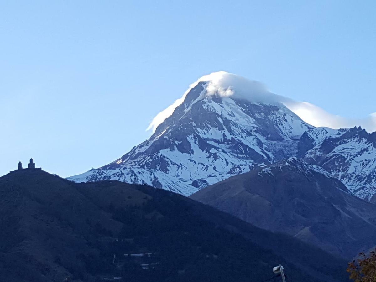 Rustaveli st11 Hotel Kazbegi Eksteriør billede