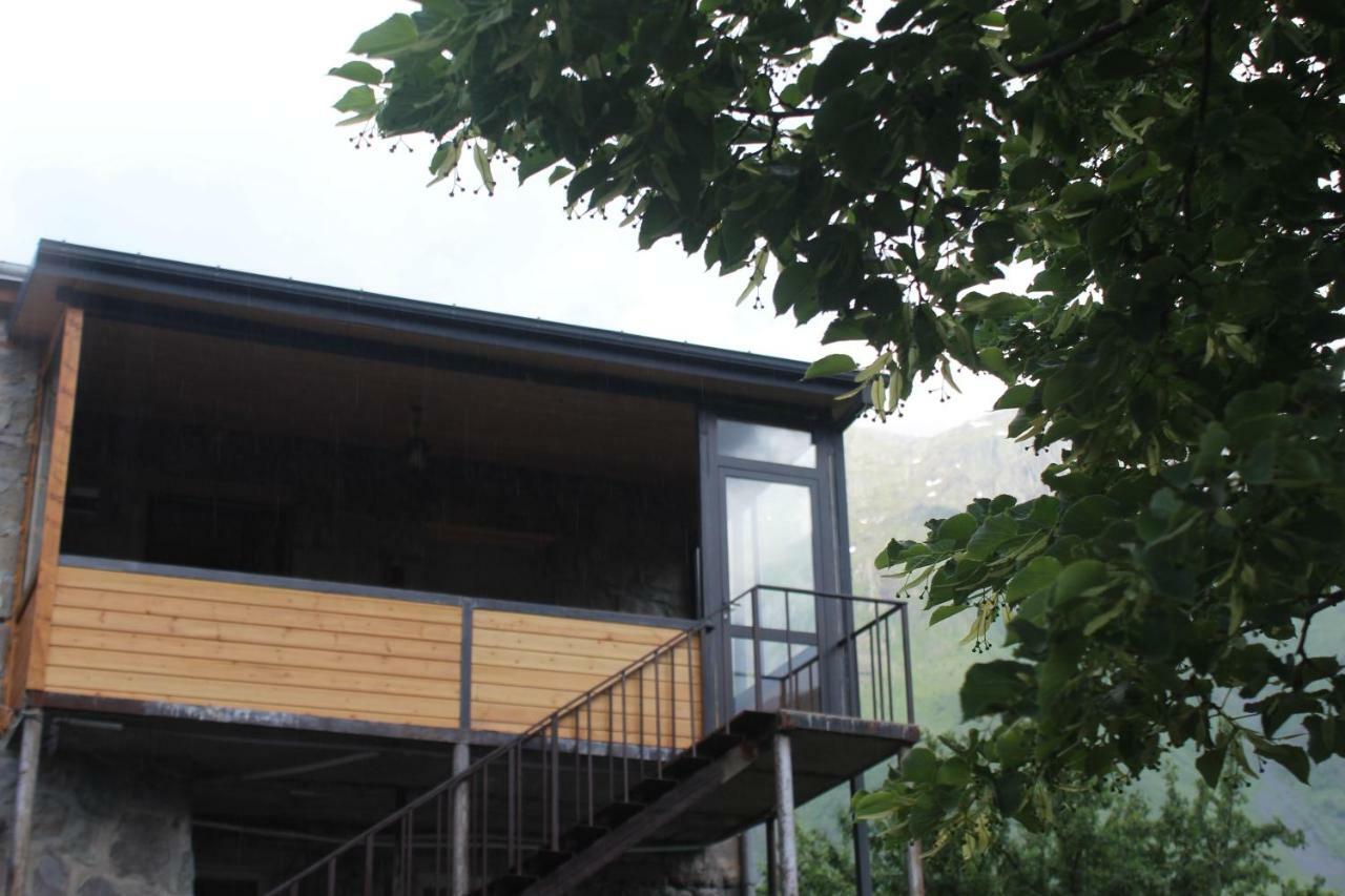 Rustaveli st11 Hotel Kazbegi Eksteriør billede