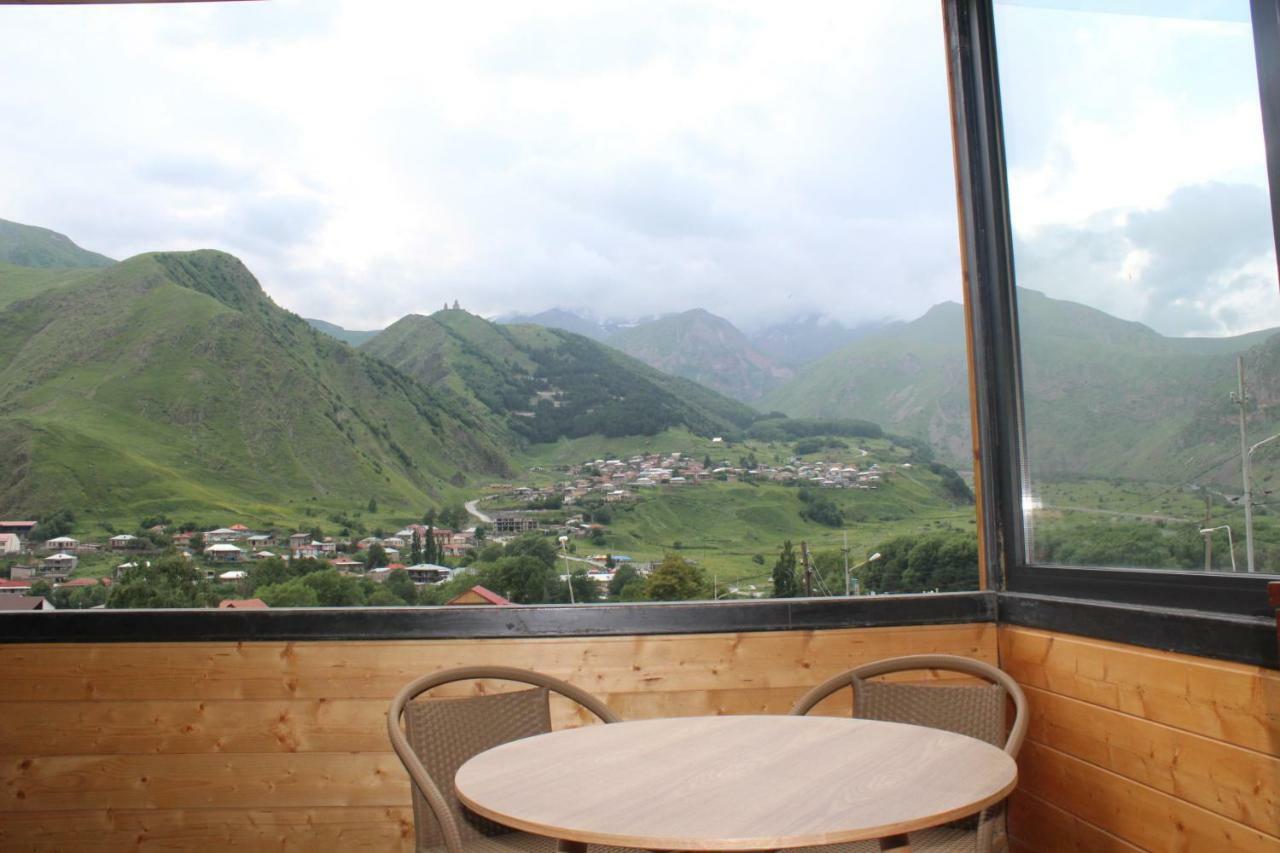Rustaveli st11 Hotel Kazbegi Eksteriør billede